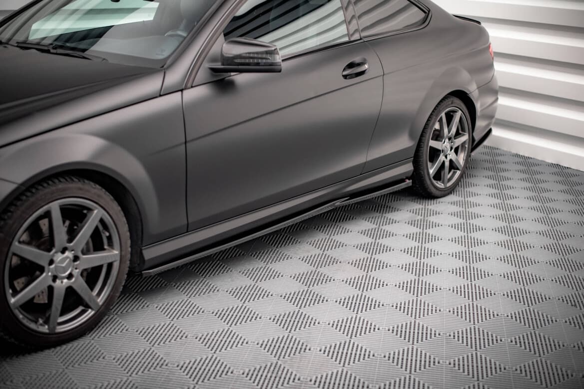 MERCEDES C-KLASSE 04.2011+ - MAXTON DESIGN SEITENSCHWELLER CUP LEISTEN – Bild 2