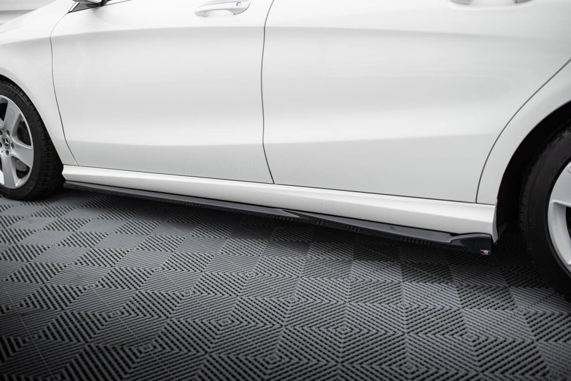 MERCEDES CLA - MAXTON DESIGN SEITENSCHWELLER ANSATZ RACING – Bild 3