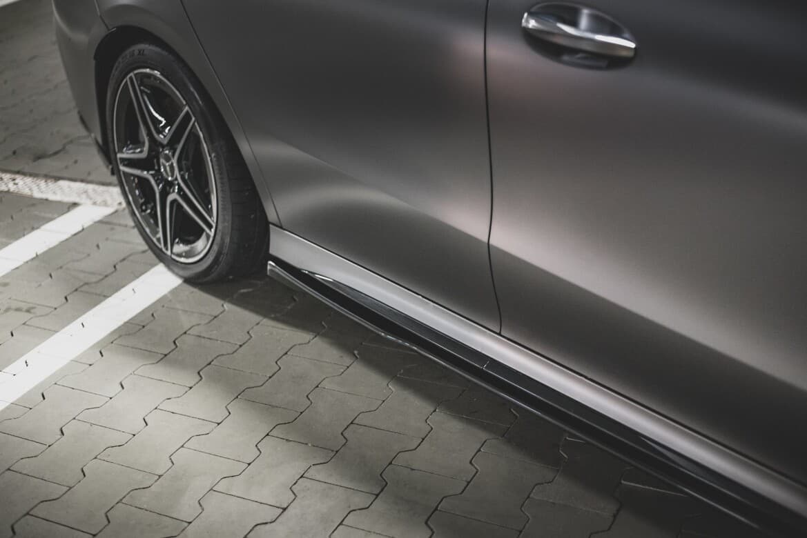 MERCEDES CLA 35 AMG - MAXTON DESIGN SEITENSCHWELLER ANSATZ CUP LEISTEN – Bild 5