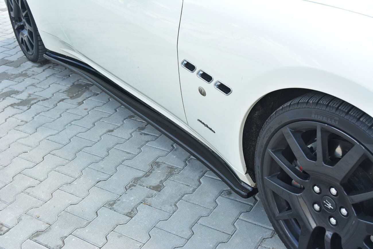 MASERATI GRANTURISMO - MAXTON DESIGN SEITENSCHWELLER ANSATZ CUP LEISTEN – Bild 2