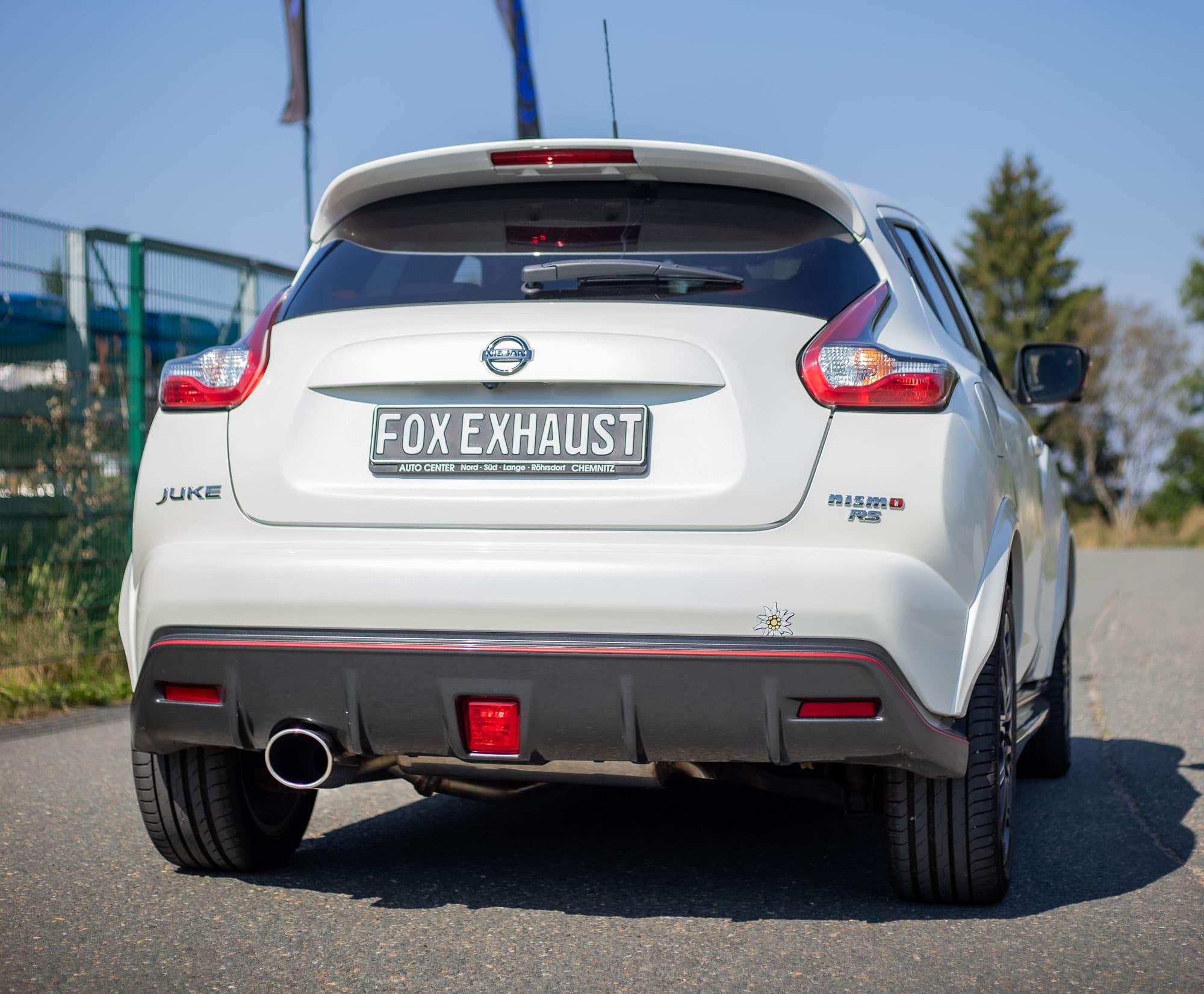 NISSAN JUKE - FOX SPORTAUSPUFF