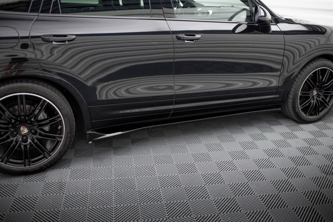 PORSCHE CAYENNE 2014+ - MAXTON DESIGN SEITENSCHWELLER ANSATZ CUP LEISTEN – Bild 2