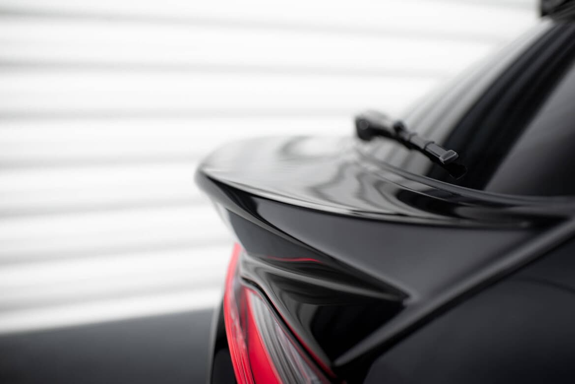 PORSCHE MACAN 2021+ - MAXTON DESIGN UNTERER 3D HECK SPOILER ABRISSKANTE – Bild 4