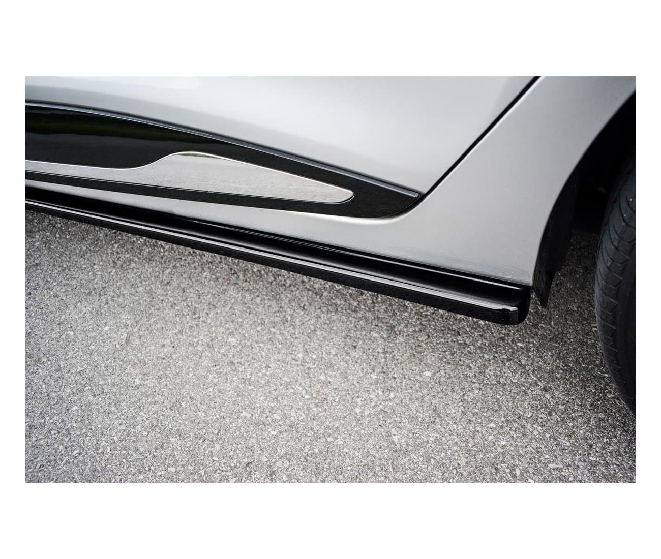 RENAULT CLIO 4 - MAXTON DESIGN SEITENSCHWELLER CUP LEISTEN ANSATZ – Bild 3
