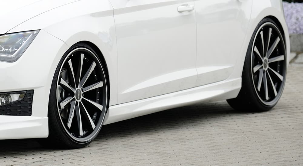 SEAT LEON - RIEGER SEITENSCHWELLER ANSATZ