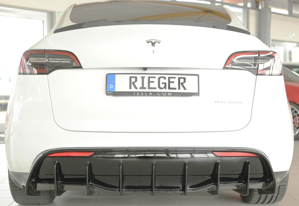 TESLA MODEL Y - RIEGER TUNING HECK DIFFUSOR ANSATZ – Bild 5