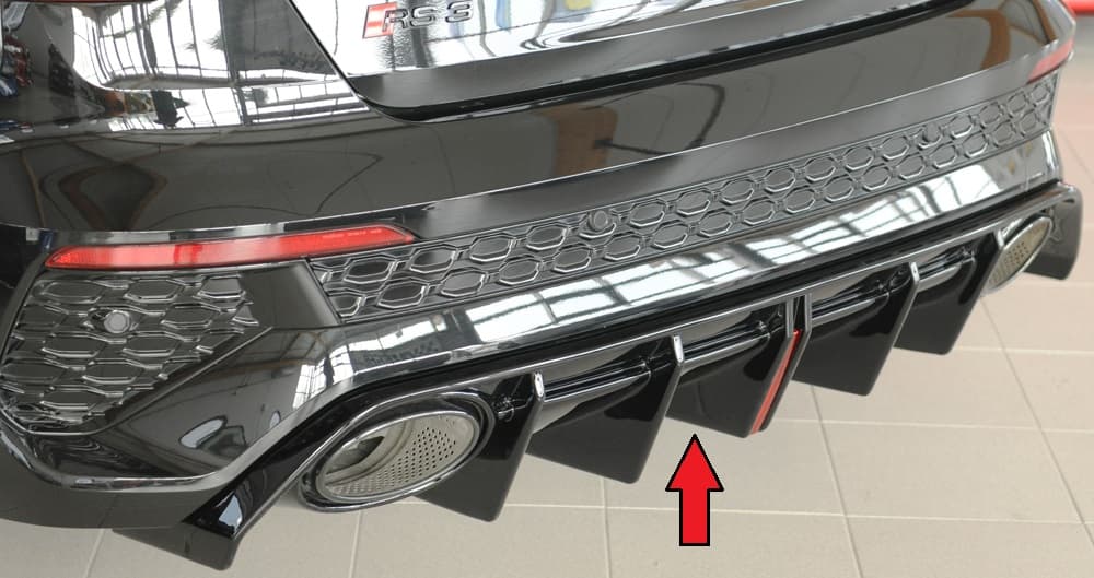 AUDI RS3 - RIEGER TUNING HECK ANSATZ DIFFUSOR – Bild 3