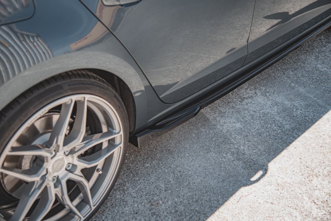 SEAT LEON - MAXTON DESIGN SEITENSCHWELLER ANSATZ V.4 – Bild 3