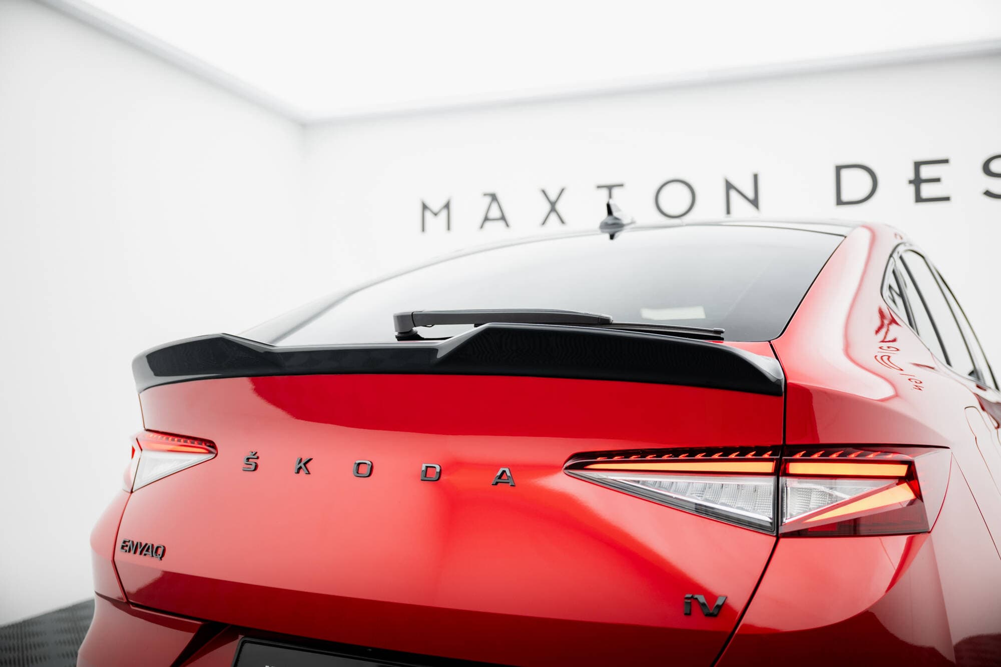 SKODA ENYAQ COUPE RS - MAXTON DESIGN 3D ABRISSKANTE SPOILERLIPPE – Bild 2