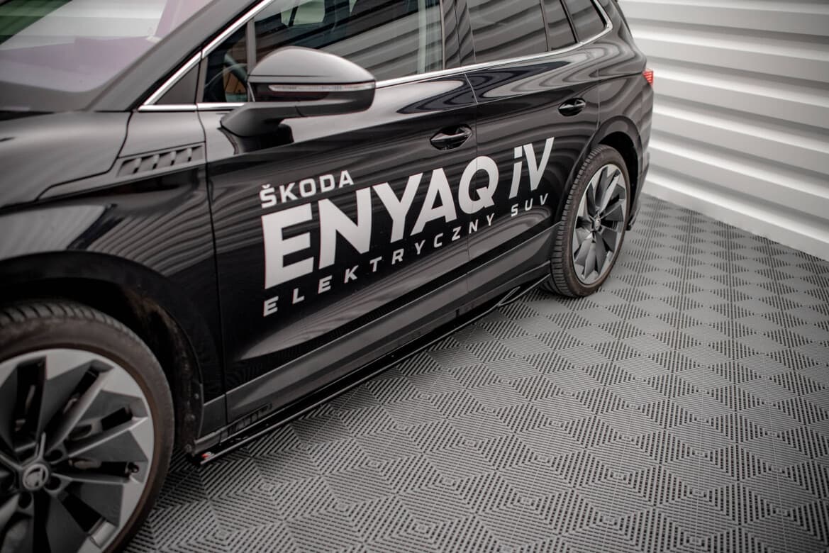 SKODA ENYAQ - MAXTON DESIGN SEITENSCHWELLER ANSATZ RACING – Bild 2