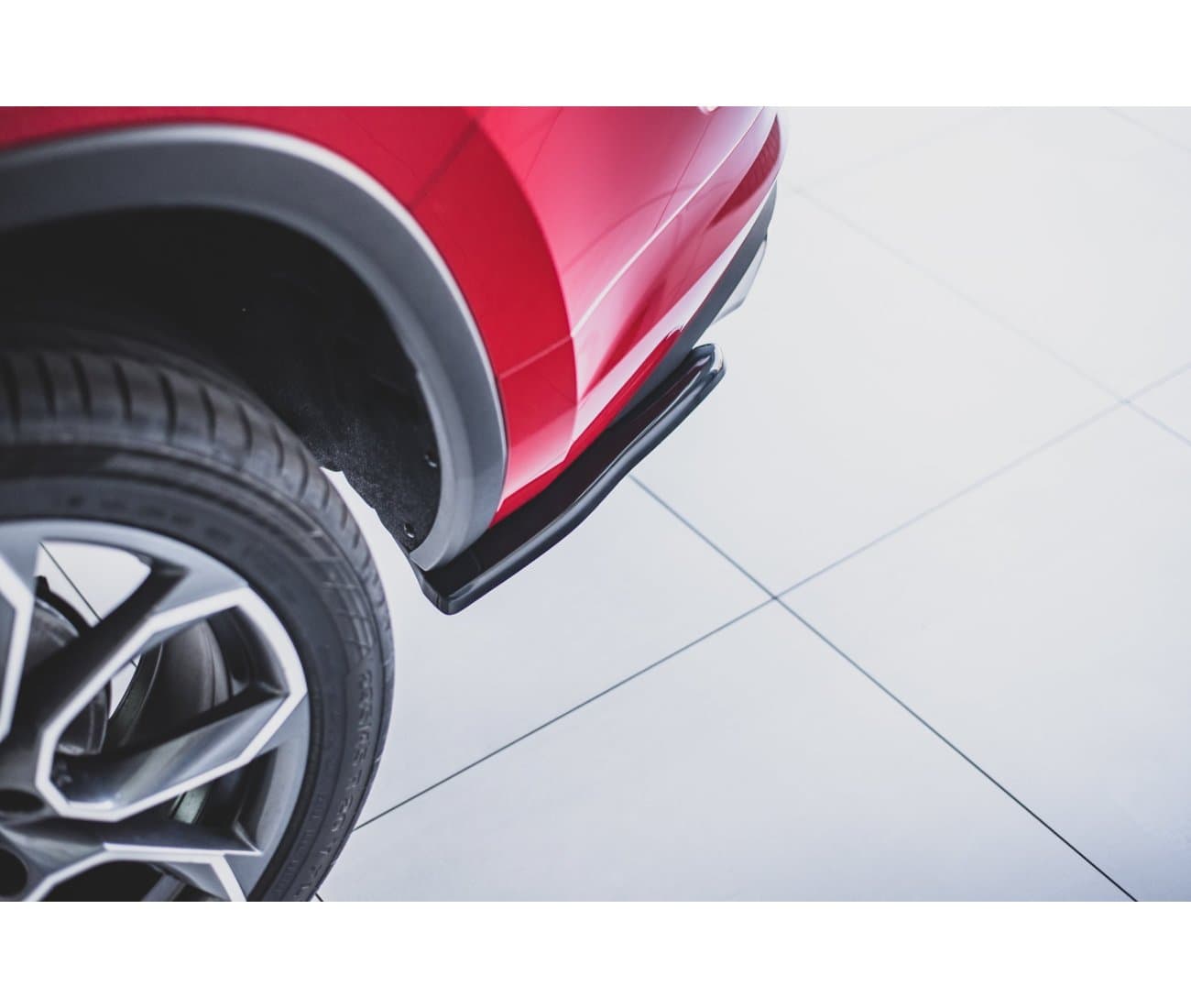 SKODA KODIAQ RS - MAXTON DESIGN HECK ANSATZ FLAPS – Bild 5