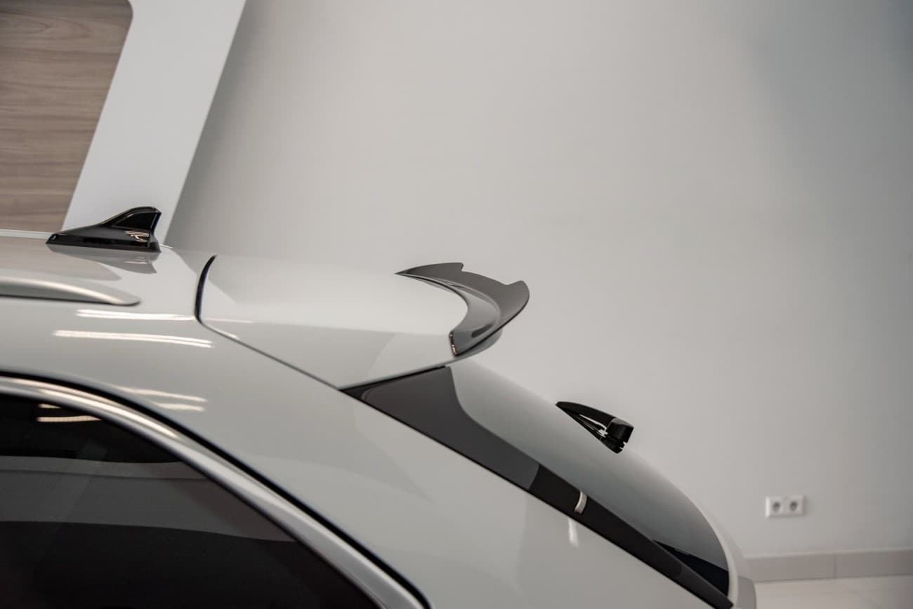 SKODA OCTAVIA RS - MAXTON DESIGN DACHSPOILERLIPPE ABRISSKANTE – Bild 4