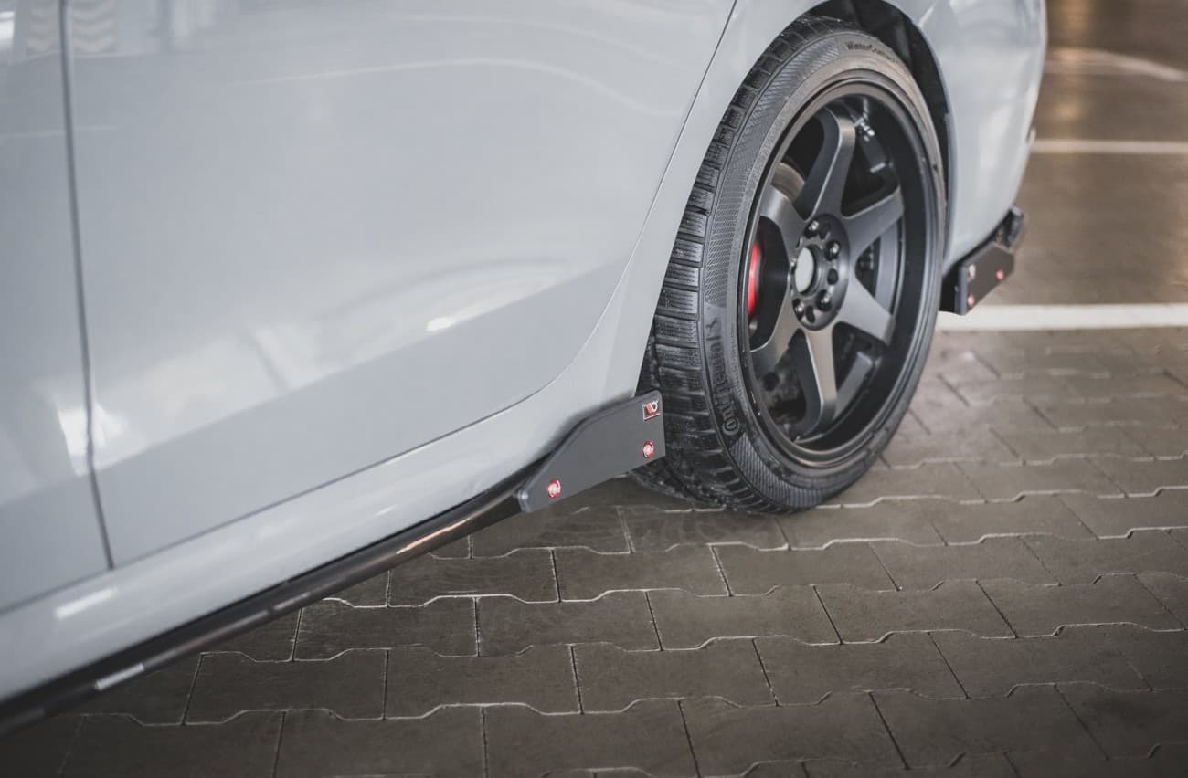 SKODA OCTAVIA RS - MAXTON DESIGN SEITENSCHWELLER CUP LEISTEN + FLAPS – Bild 2