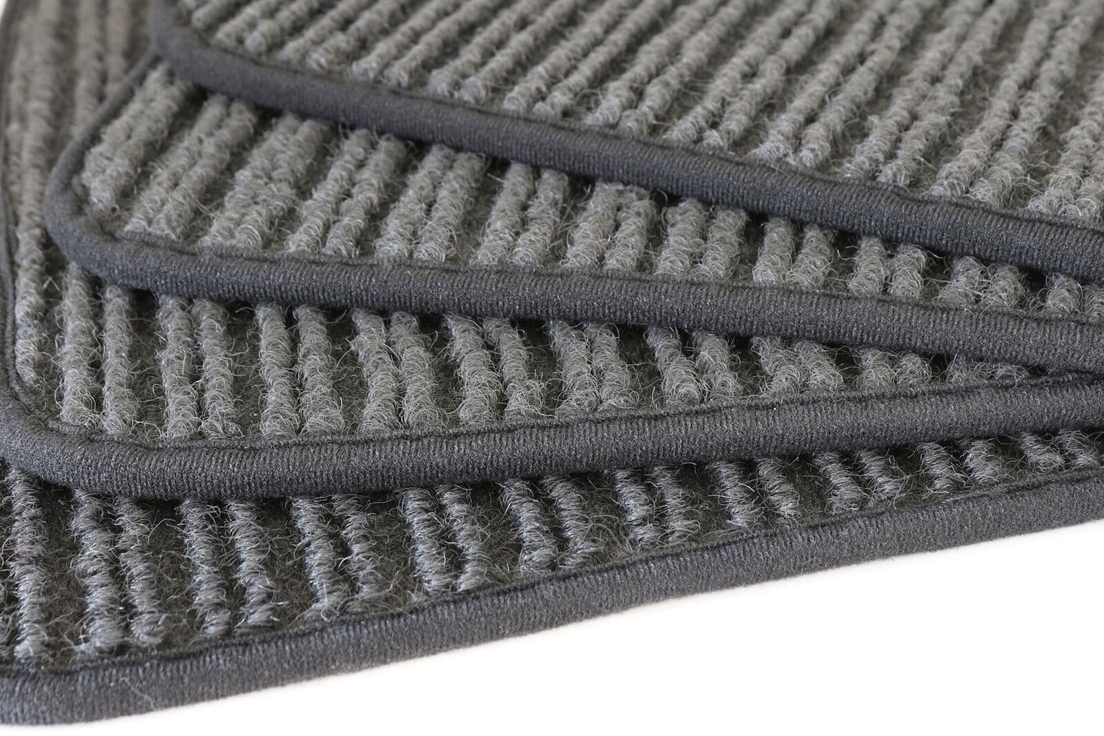 MERCEDES C-KLASSE - SCHÖNEK FUSSMATTEN SET – Bild 3