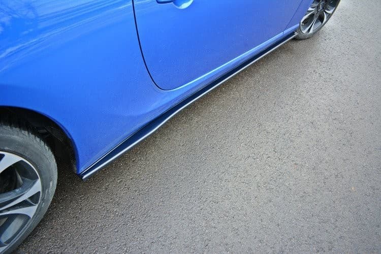TOYOTA GT86 - MAXTON DESIGN SEITENSCHWELLER CUP LEISTEN – Bild 2