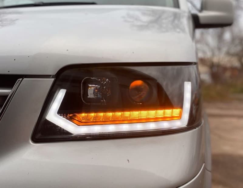 VW T5 MULTIVAN - FULL LED TAGFAHRLICHT SCHEINWERFER (DYNAMIC) – Bild 3