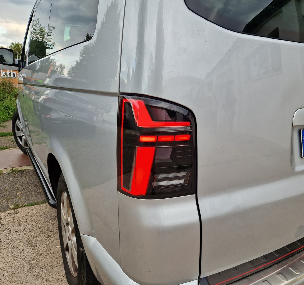 VW T5 FACELIFT - FULL LED LIGHTBAR RÜCKLEUCHTEN T6.1 OPTIK – Bild 3