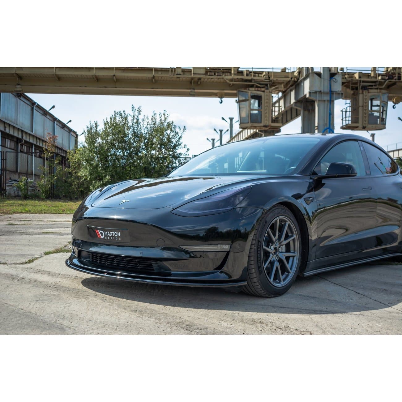 TESLA MODEL 3 - MAXTON DESIGN FRONTSPOILER LIPPE – Bild 3