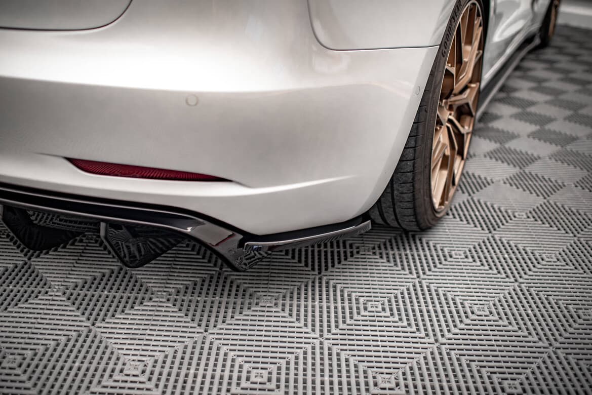 TESLA MODEL 3 - MAXTON DESIGN HECK SEITENFLAPS SIDE SPLITTER – Bild 2