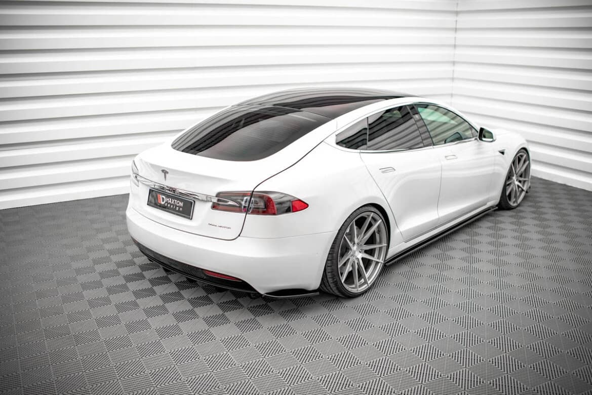 TESLA MODEL S 2016->2020 - MAXTON DESIGN HECK DIFFUSOR ANSATZ – Bild 2