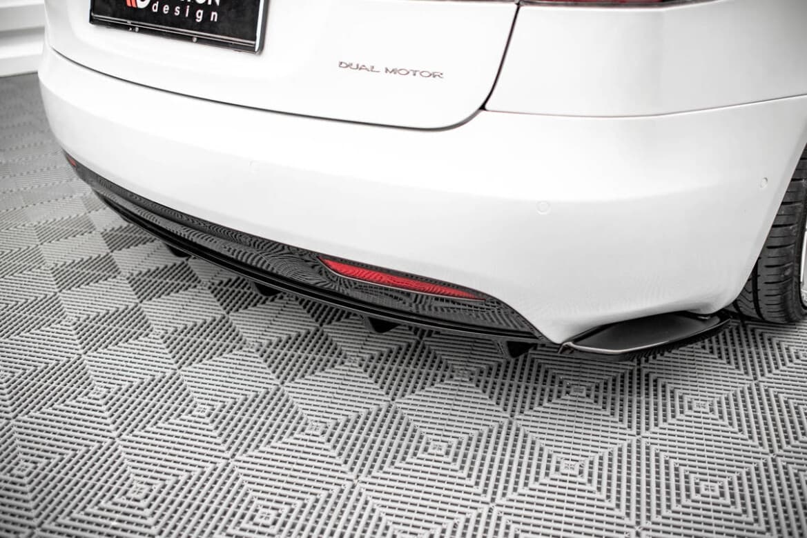 TESLA MODEL S 2016->2020 - MAXTON DESIGN HECK DIFFUSOR ANSATZ – Bild 4
