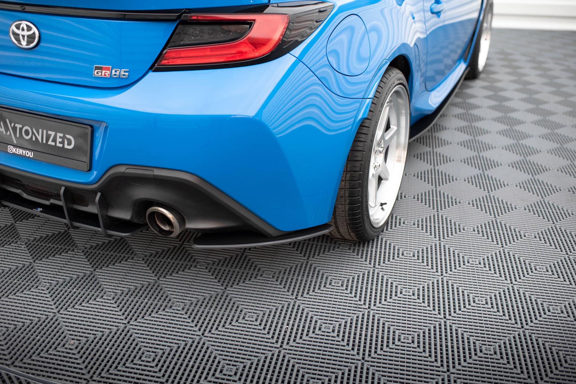 TOYOTA GR86 - MAXTON DESIGN STREET PRO HECK SIDE SEITEN FLAPS V.1 – Bild 3