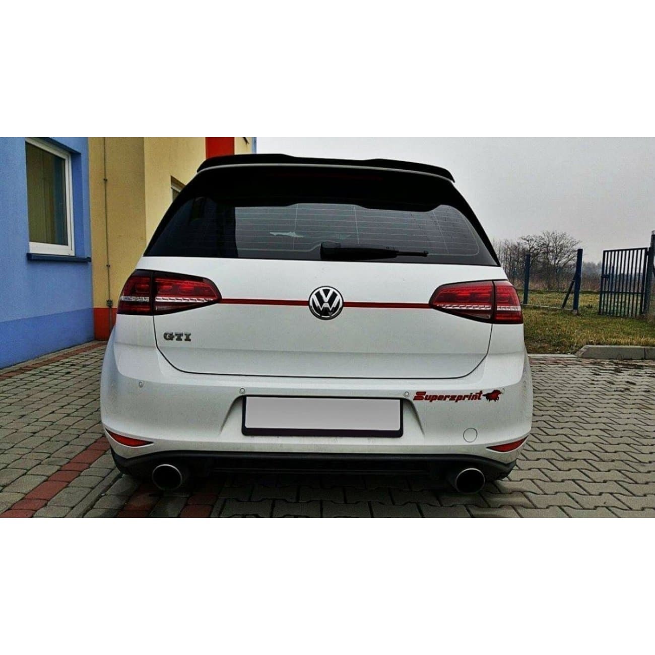 VW GOLF 7.5 R - MAXTON DESIGN DACHSPOILER LIPPE ANSATZ – Bild 5