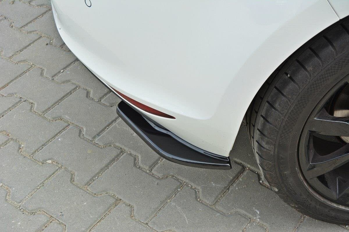 VW GOLF 7 - MAXTON DESIGN HECK ANSATZ SIDE FLAPS – Bild 2