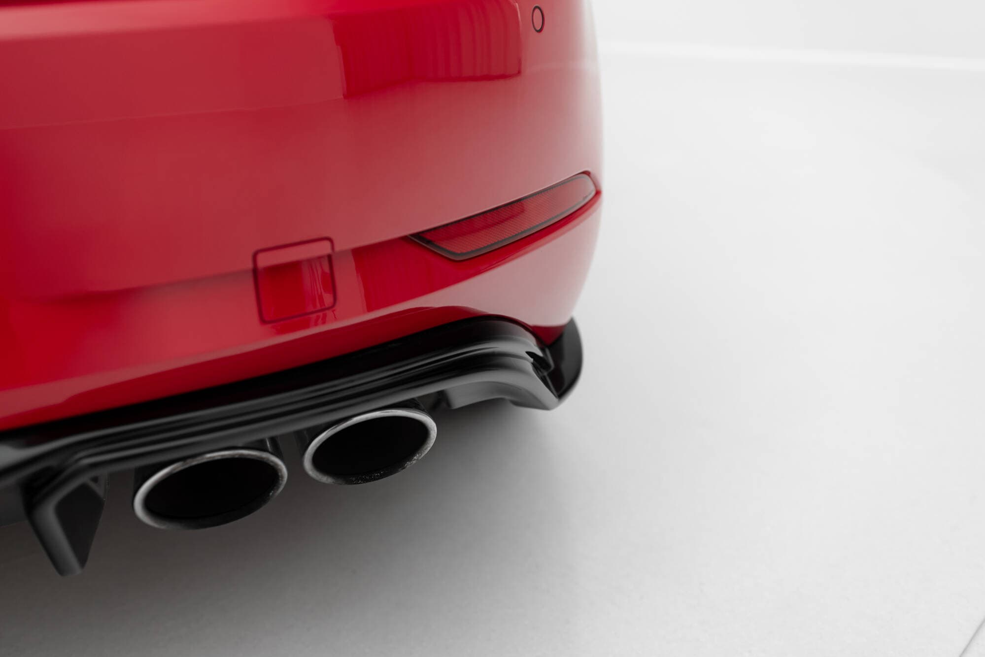 VW GOLF 7.5 R - MAXTON DESIGN HECK DIFFUSOR V.3 – Bild 2