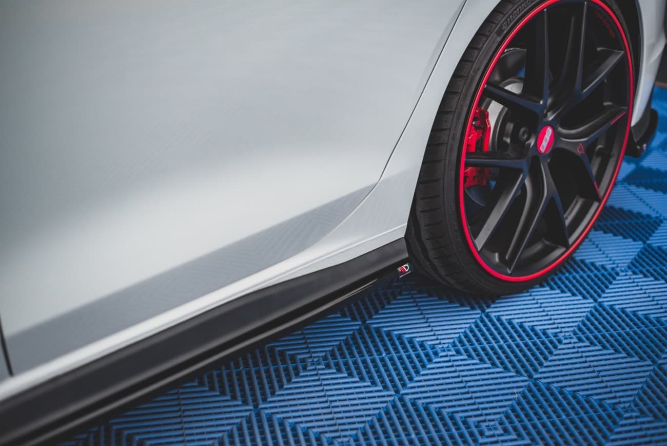 VW GOLF 8 GTI CLUBSPORT - MAXTON DESIGN SEITENSCHWELLER ANSATZ – Bild 2