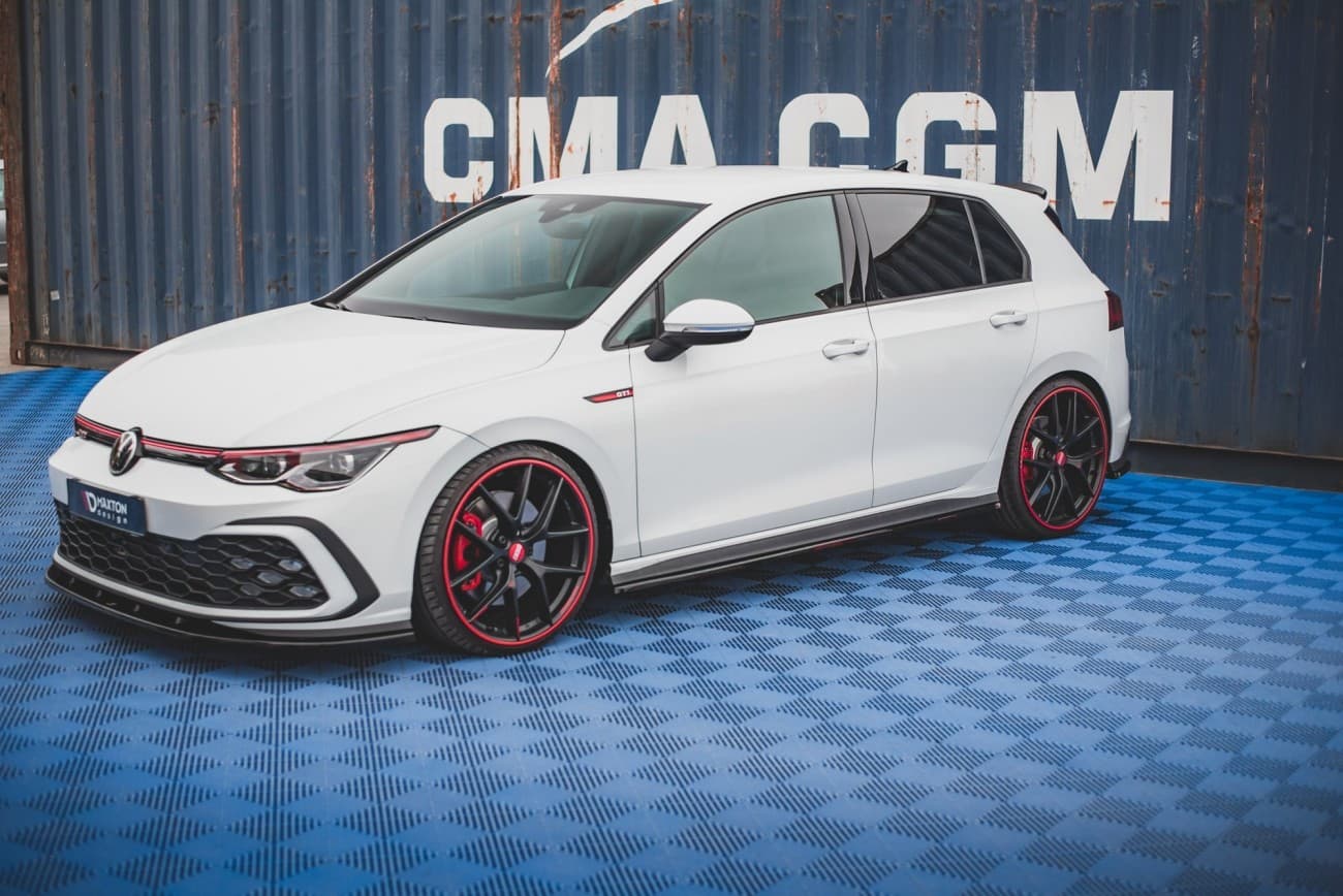 VW GOLF 8 GTI CLUBSPORT - MAXTON DESIGN SEITENSCHWELLER ANSATZ – Bild 3