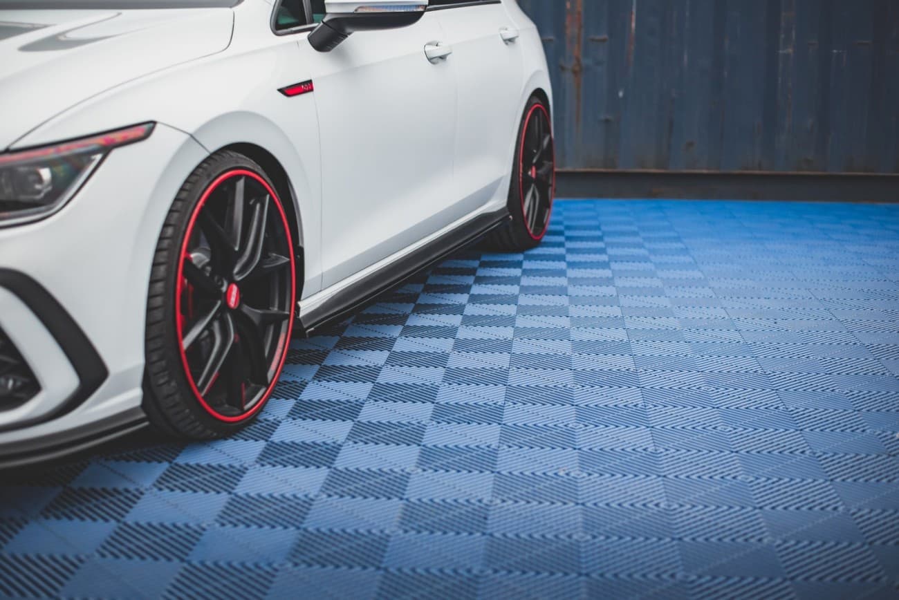 VW GOLF 8 GTI CLUBSPORT - MAXTON DESIGN SEITENSCHWELLER ANSATZ – Bild 4