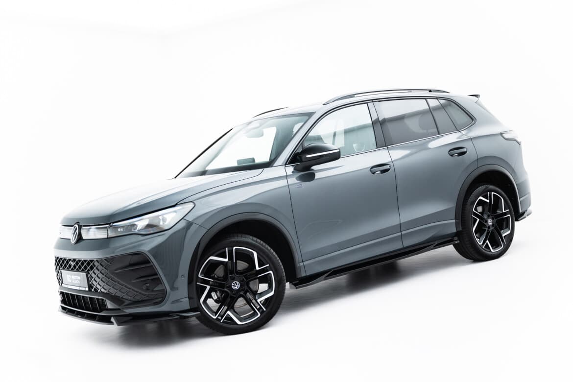 VW TIGUAN R-LINE - MAXTON DESIGN SEITENSCHWELLER ANSATZ CUP LEISTEN – Bild 4