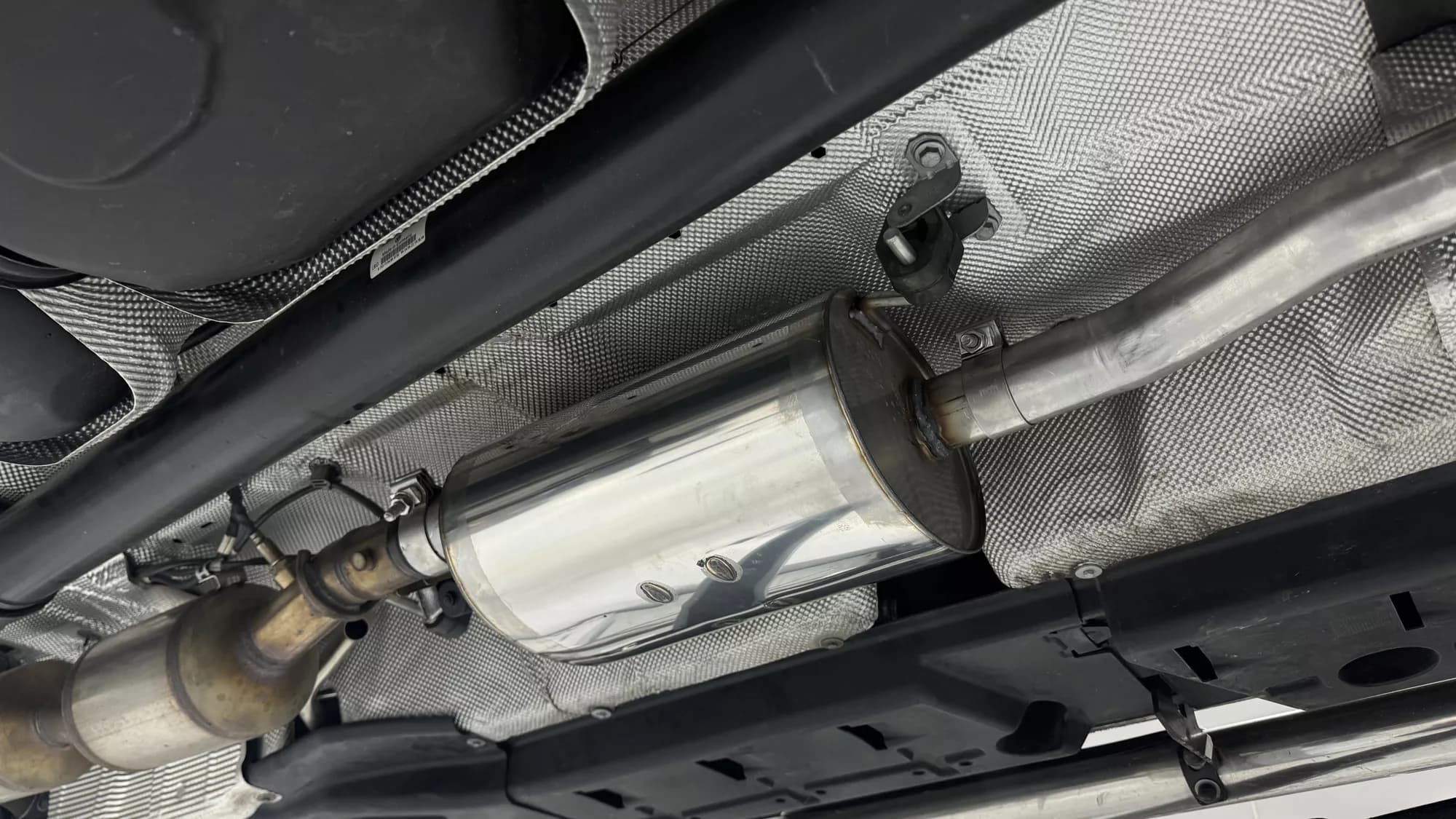 VW T6.1 - FOX VORSCHALLDÄMPFER – Bild 3