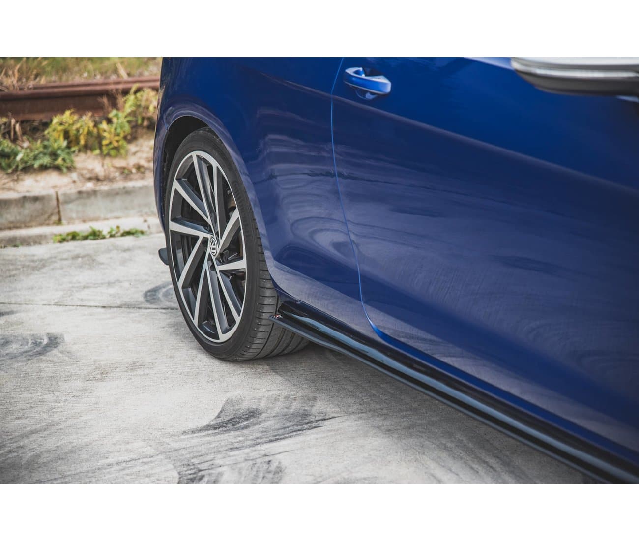 VW GOLF 7.5 R-LINE - MAXTON DESIGN SEITENSCHWELLER ANSATZ – Bild 4
