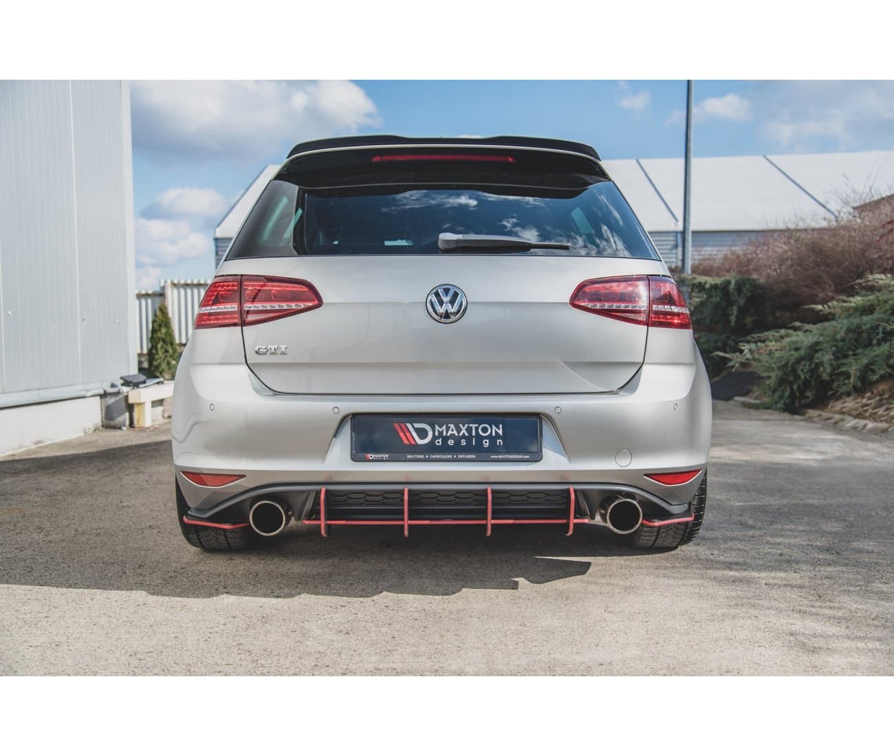 VW GOLF 7 GTI - MAXTON DESIGN HECK ANSATZ DIFFUSOR V.2 – Bild 2