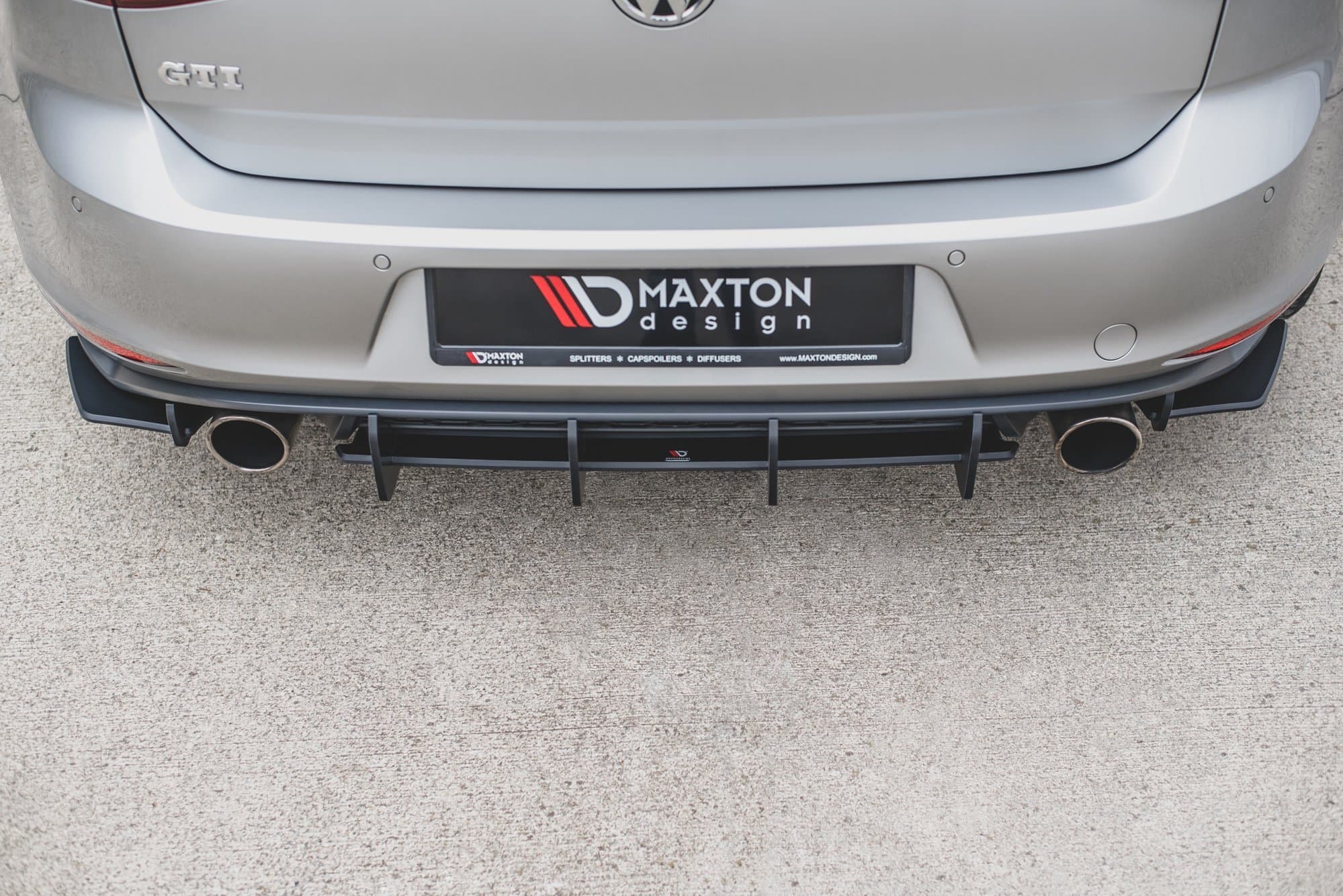 VW GOLF 7 GTI - MAXTON DESIGN CNC HECK SIDE SEITEN FLAPS – Bild 3