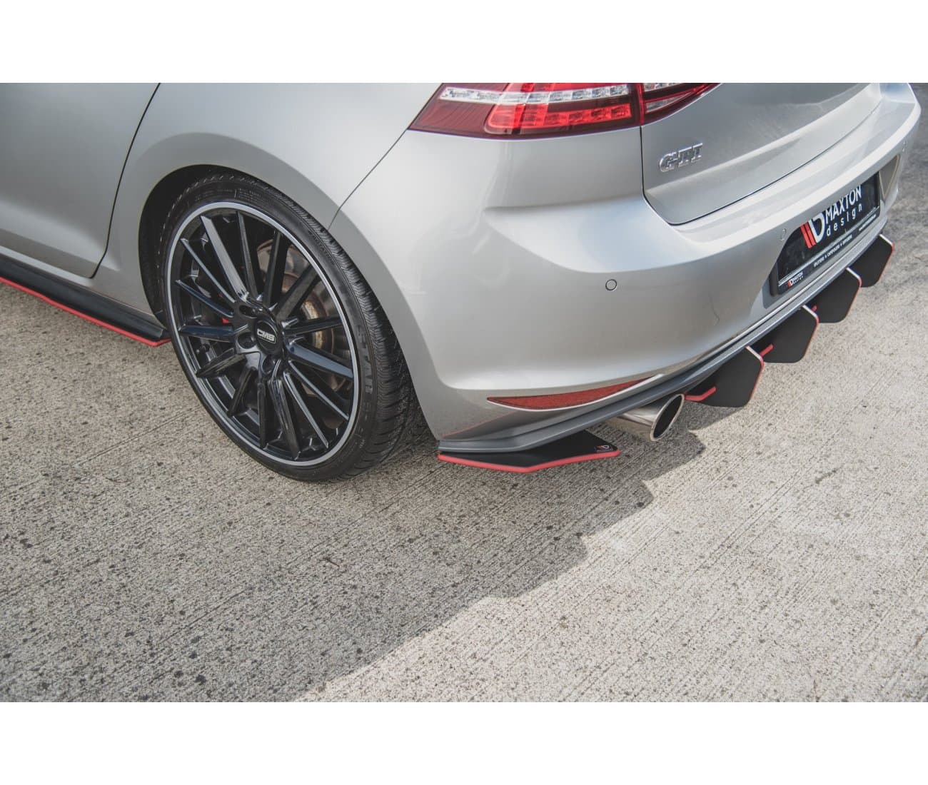 VW GOLF 7 GTI - MAXTON DESIGN HECKANSATZ FLAPS – Bild 4