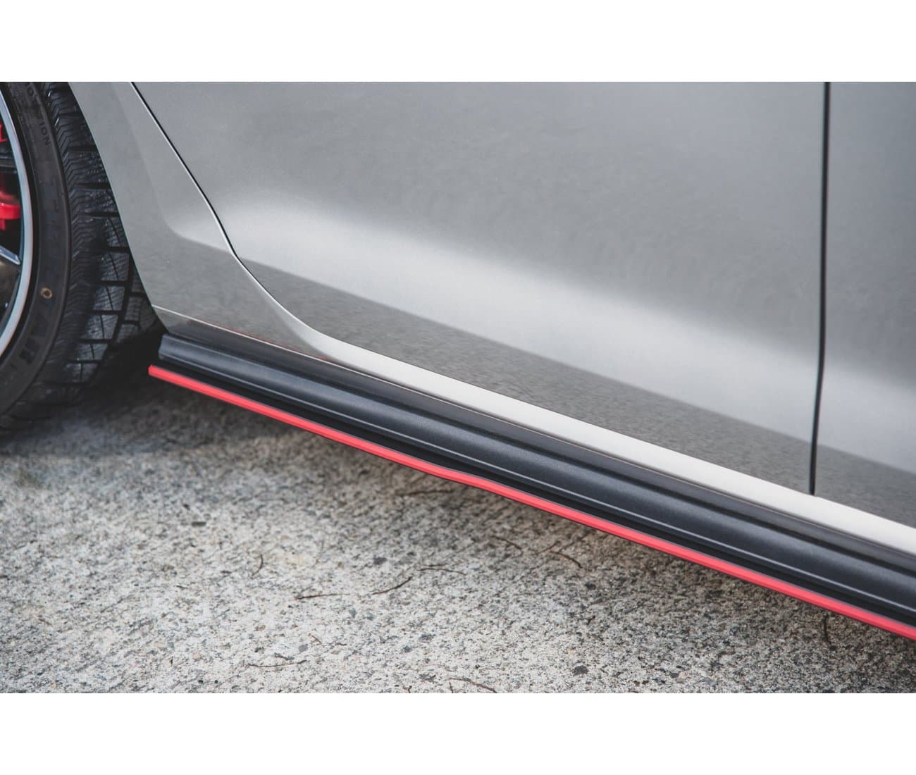 VW GOLF 7 GTI - MAXTON DESIGN SEITENSCHWELLER ANSATZ – Bild 5