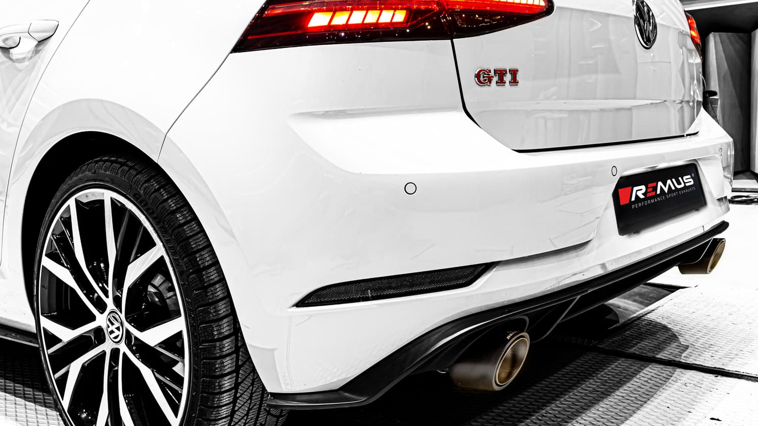VW GOLF 7 GTI TCR - REMUS DUPLEX SPORTAUSPUFF – Bild 3