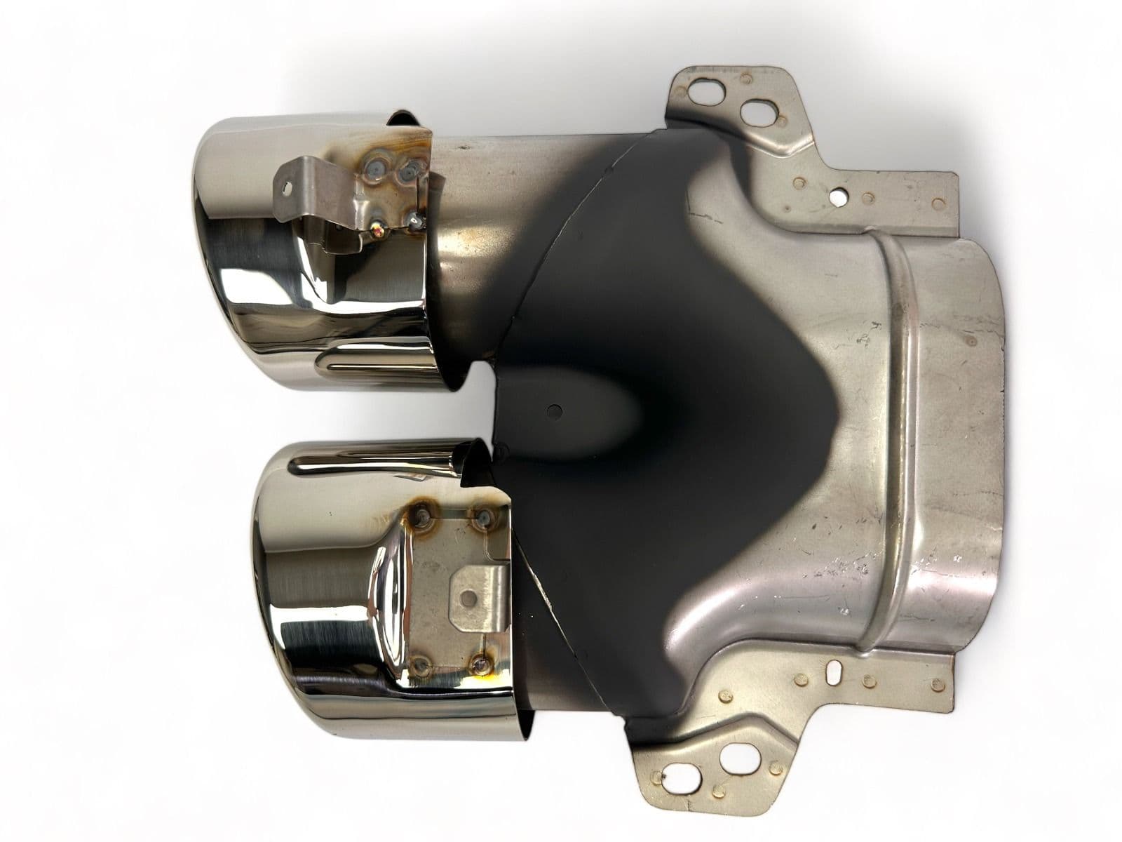 AUSPUFFBLENDEN ENDROHRE C43 AMG OPTIK V.2 – Bild 3