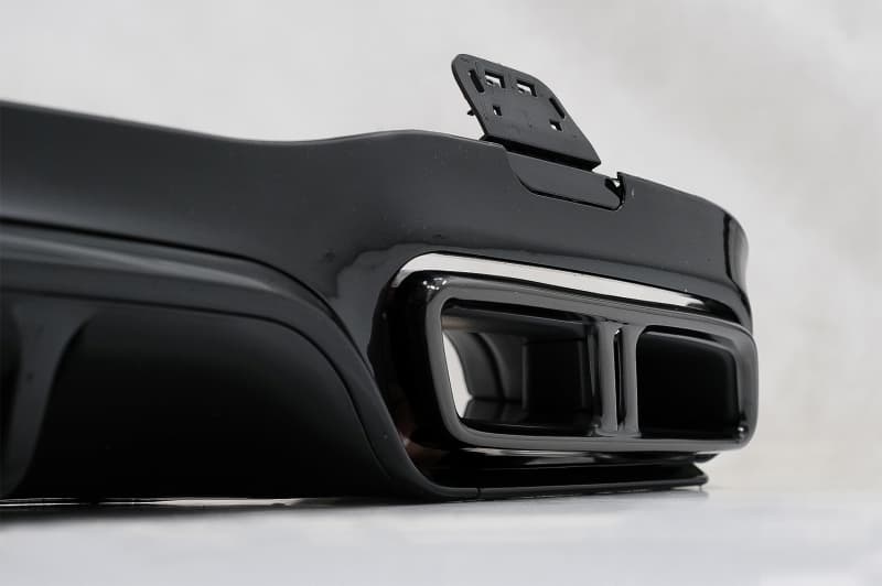 MERCEDES E-KLASSE - HECK DIFFUSOR PACKAGE E63 AMG OPTIK – Bild 2