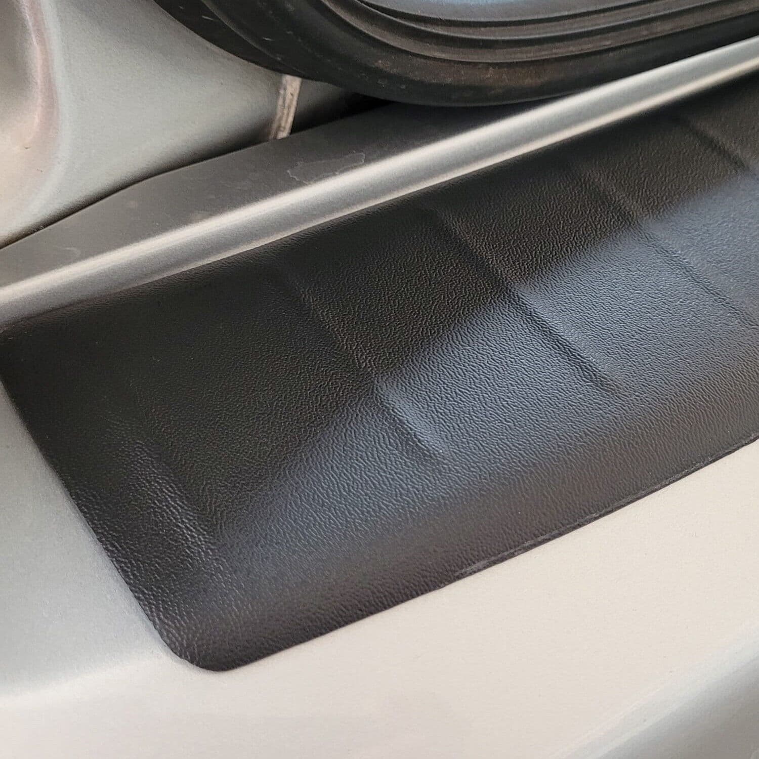MERCEDES VITO - LADEKANTENSCHUTZ ABS – Bild 2
