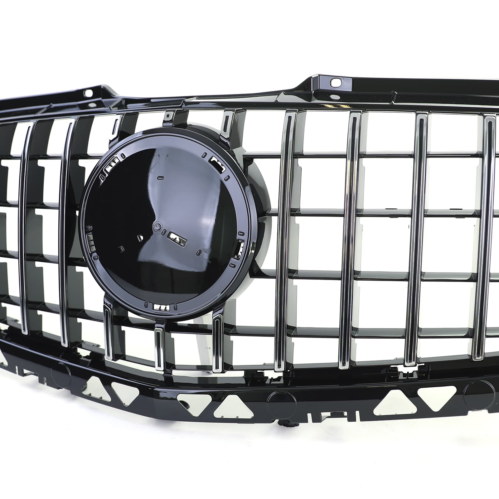 MERCEDES SPRINTER 08.2013+ - KÜHLERGRILL SPORTGRILL GTR PANAMERICANA OPTIK V.4 – Bild 4