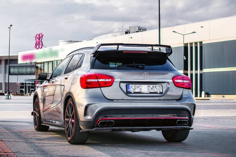 MERCEDES GLA - DACHSPOILER GLA 45 AMG OPTIK – Bild 2