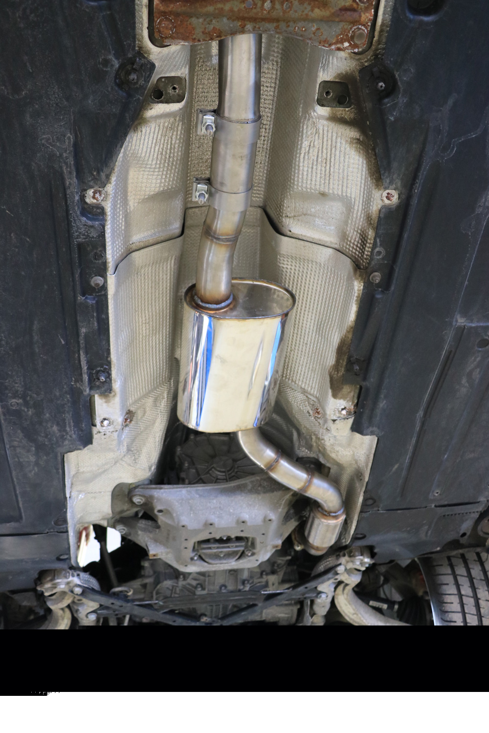 AUDI A4 - VORSCHALLDÄMPFER – Bild 2