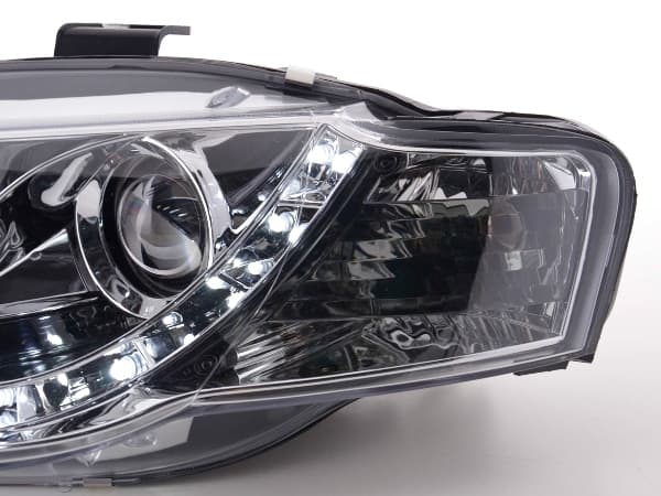 AUDI A4 - TAGFAHRLICHT SCHEINWERFER – Bild 3