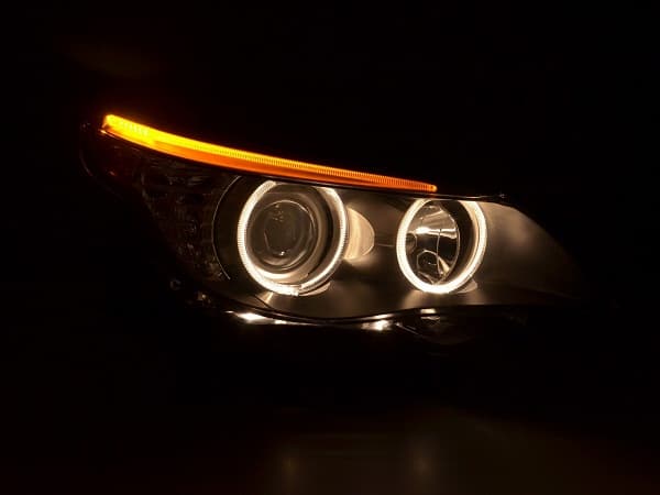 BMW E60LCI - SCHEINWERFER (RECHTS) – Bild 2