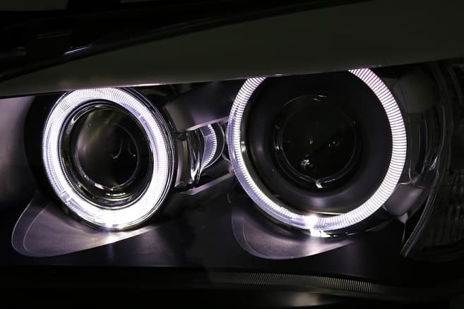 BMW X1 - LED ANGEL EYES SCHEINWERFER – Bild 3