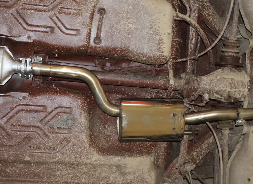 MERCEDES 190E - VORSCHALLDÄMPFER – Bild 2